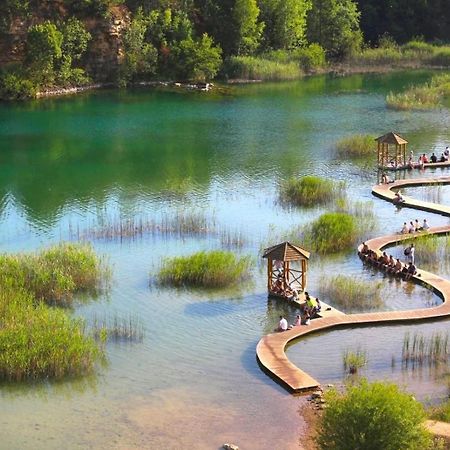 Готель Gosciniec Nad Zalewem Sosina Явожно Екстер'єр фото